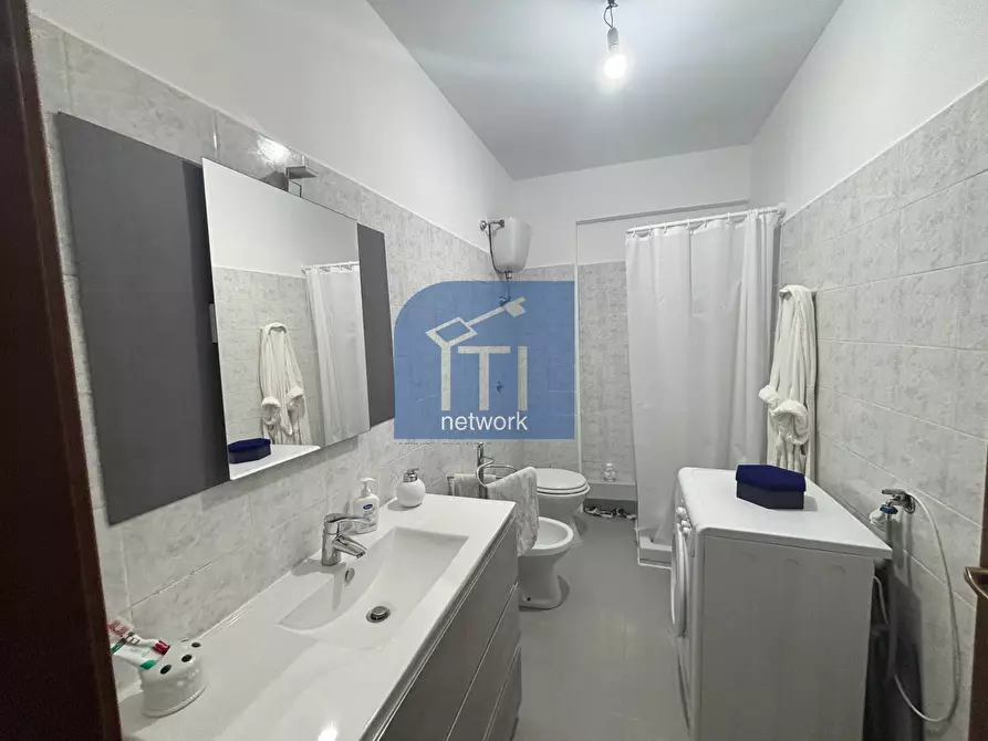 Immagine 25 di Appartamento in vendita  in Via Fratelli Bandiera a Pomezia