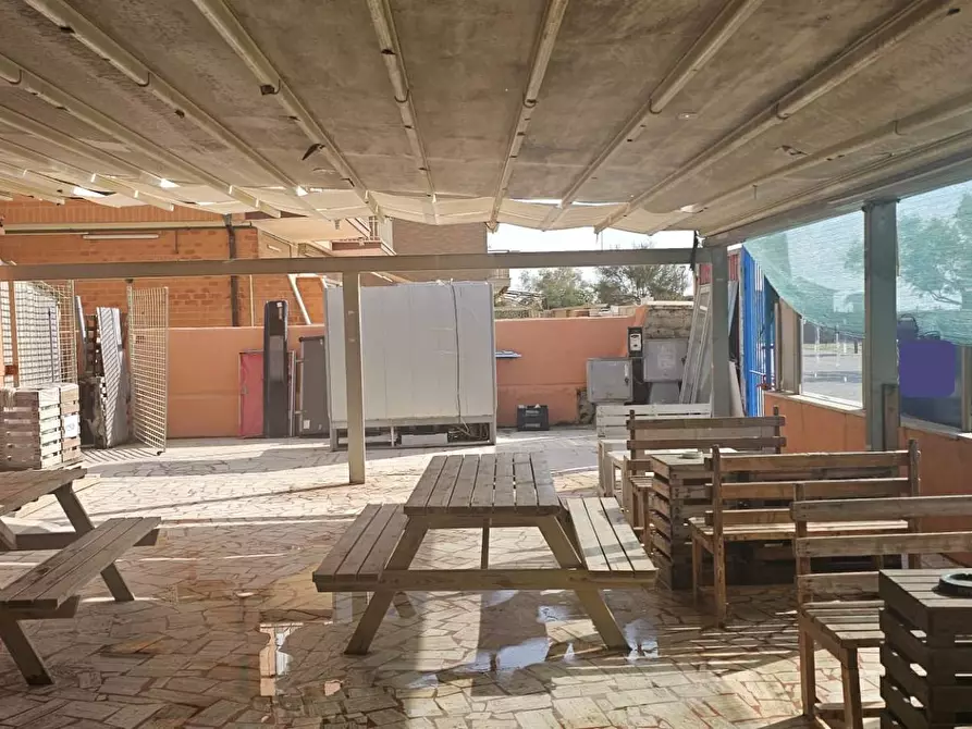 Immagine 22 di Attività commerciale in vendita  in Viale Francia 44 a Pomezia