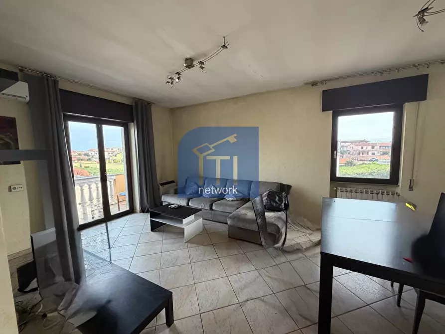 Immagine 5 di Appartamento in vendita  in via valderoa a Fiumicino