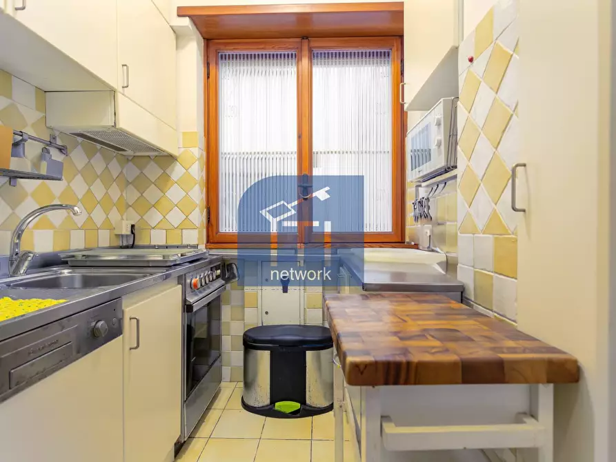 Immagine 11 di Appartamento in vendita  in Via Mar Rosso 323 a Roma