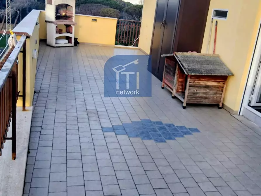 Immagine 34 di Attico in vendita  in Via Delle Baleari a Roma