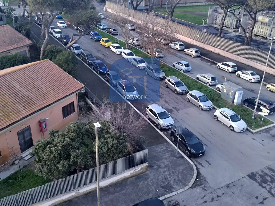 Immagine 42 di Attico in vendita  in Via Delle Baleari a Roma