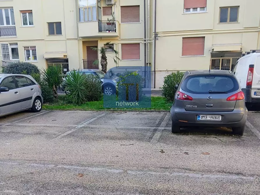 Immagine 36 di Attico in vendita  in Via Delle Baleari a Roma