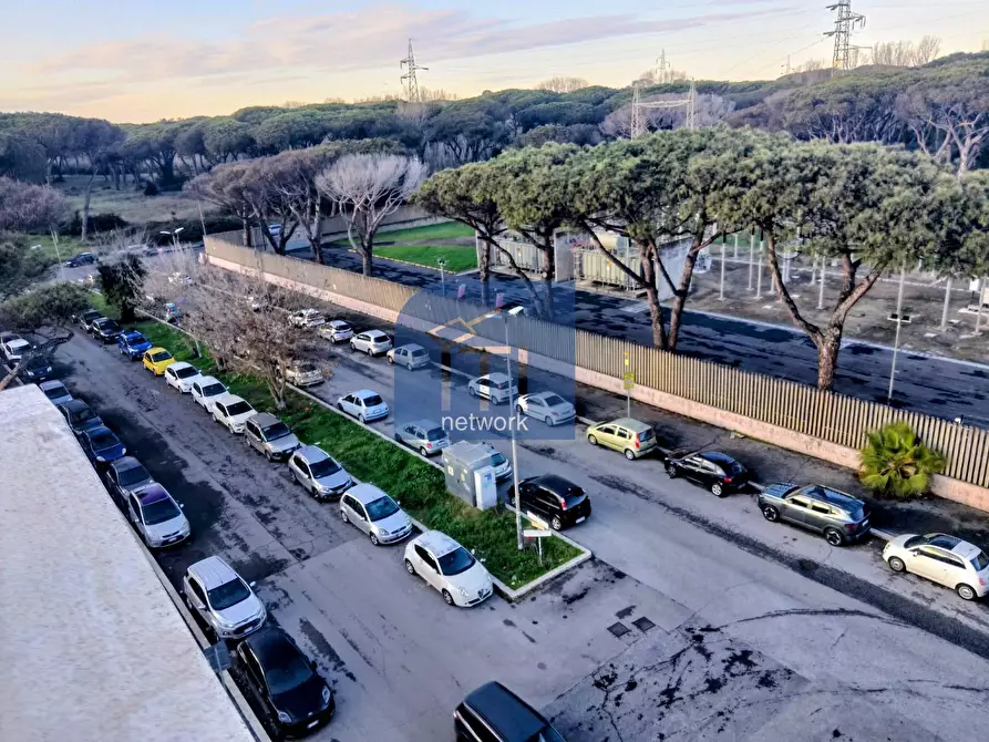 Immagine 45 di Attico in vendita  in Via Delle Baleari a Roma