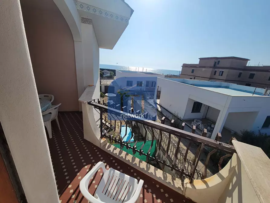 Immagine 1 di Attico in vendita  in Lungomare degli Ardeatini 503 a Ardea