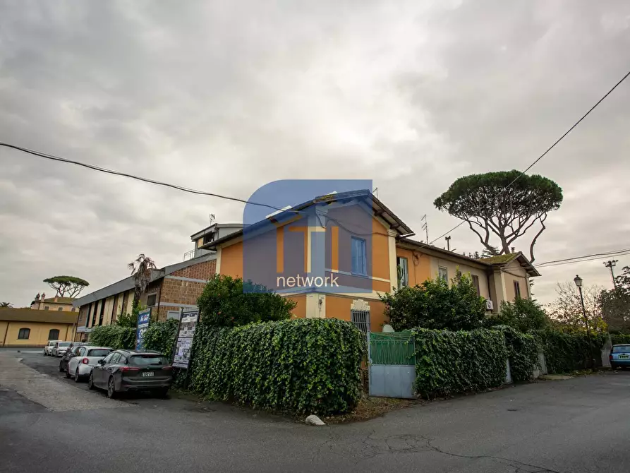 Immagine 2 di Casa semindipendente in vendita  in Piazza del Maccarese a Fiumicino