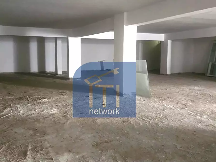 Immagine 1 di Locale commerciale in affitto  in Via di torvaianica alta a Pomezia