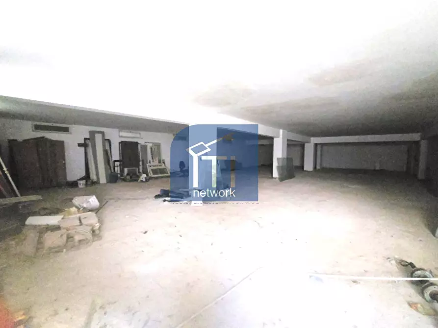 Immagine 6 di Locale commerciale in affitto  in Via di torvaianica alta a Pomezia