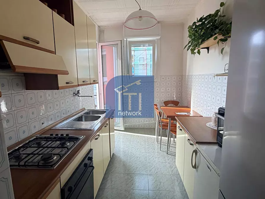 Immagine 11 di Attico in vendita  in Viale Dante Alighieri a Pomezia