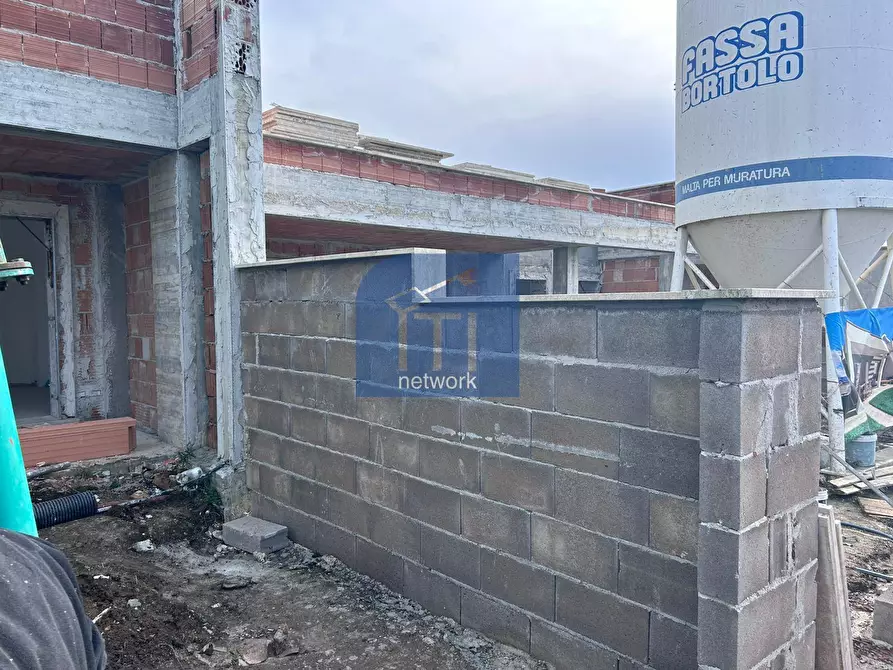 Immagine 14 di Appartamento in vendita  in Via degli Oleandri a Ardea