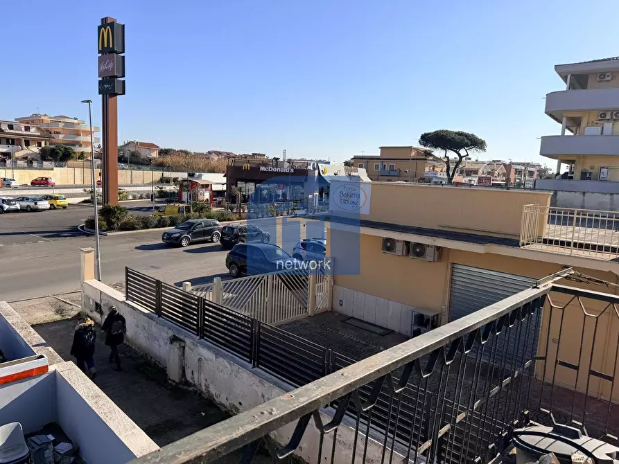 Immagine 1 di Appartamento in vendita  in Viale San Lorenzo a Ardea