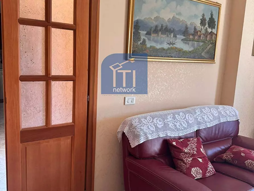 Immagine 5 di Villa in vendita  in Gelsomini a Pomezia