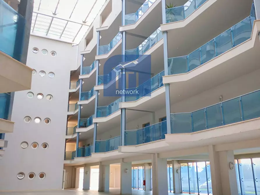 Immagine 12 di Appartamento in vendita  in Via del Porto di Roma a Roma