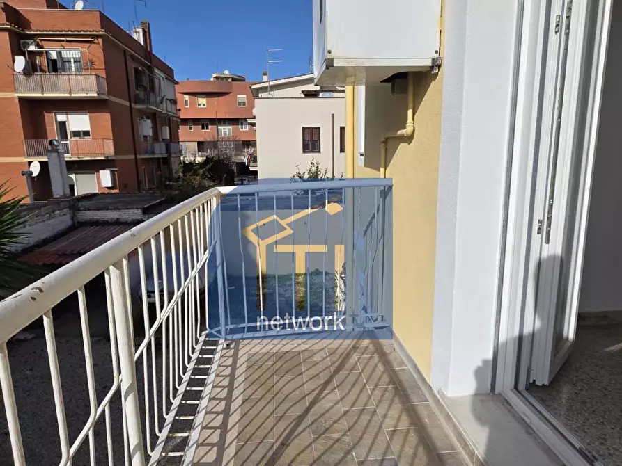 Immagine 2 di Appartamento in vendita  in Via Edoardo Brizio 9 a Roma