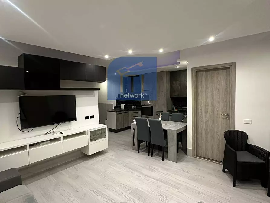 Immagine 2 di Appartamento in vendita  in Via Del Susino a Anzio