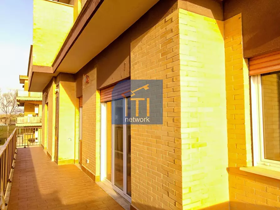 Immagine 7 di Appartamento in vendita  in VIA SVEZIA a Pomezia