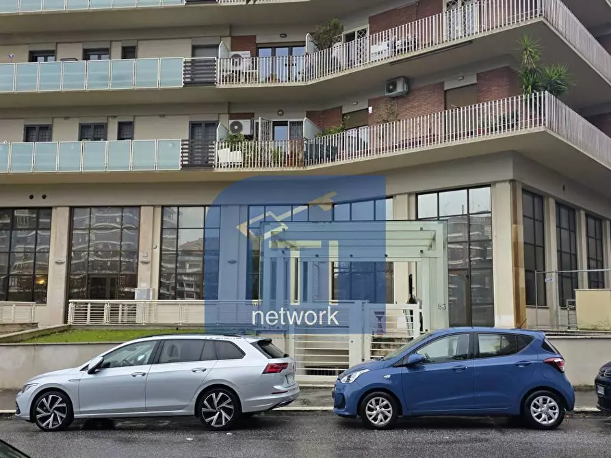 Immagine 4 di Ufficio in vendita  in Via Antonio Malfante 73 a Roma