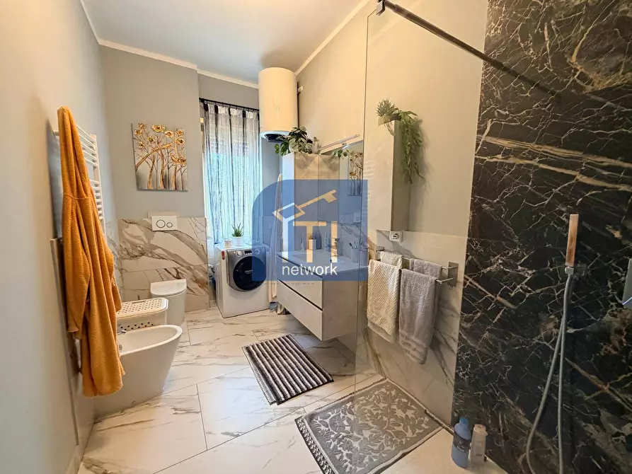 Immagine 36 di Casa semindipendente in vendita  in Via Della Primavera a Aprilia