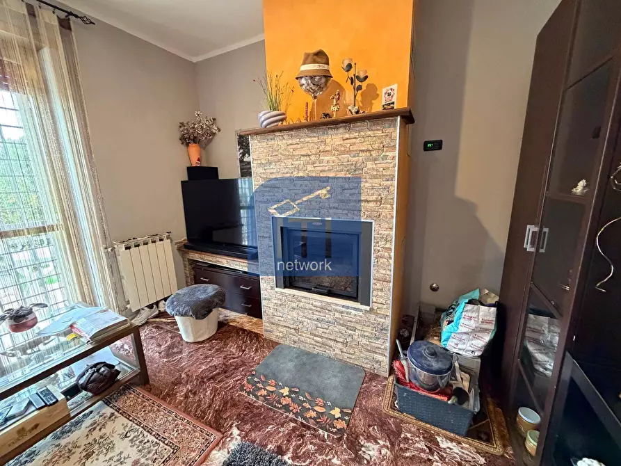 Immagine 13 di Casa semindipendente in vendita  in Via Della Primavera a Aprilia