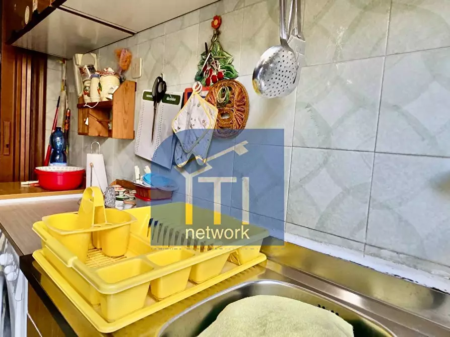 Immagine 8 di Attico in vendita  in Via Capitan casella 3 a Roma