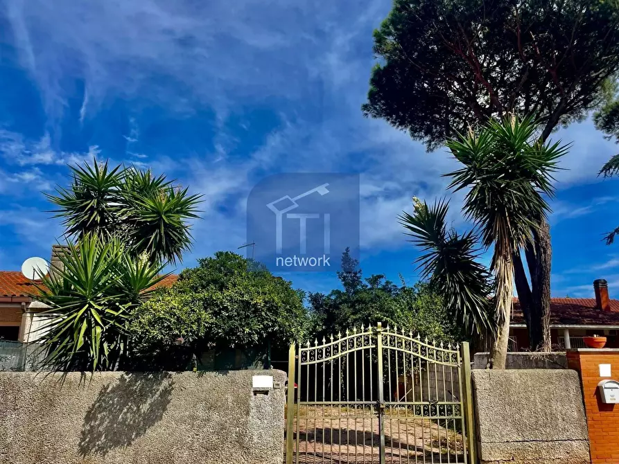 Immagine 17 di Casa semindipendente in vendita  in via di Colle Romito a Ardea