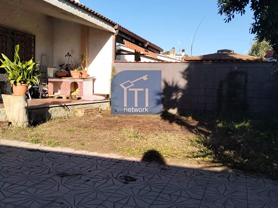 Immagine 28 di Casa semindipendente in vendita  in via di Colle Romito a Ardea