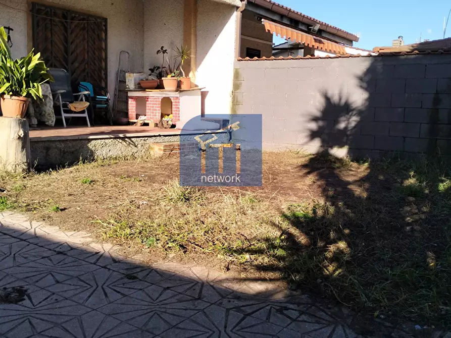 Immagine 34 di Casa semindipendente in vendita  in via di Colle Romito a Ardea