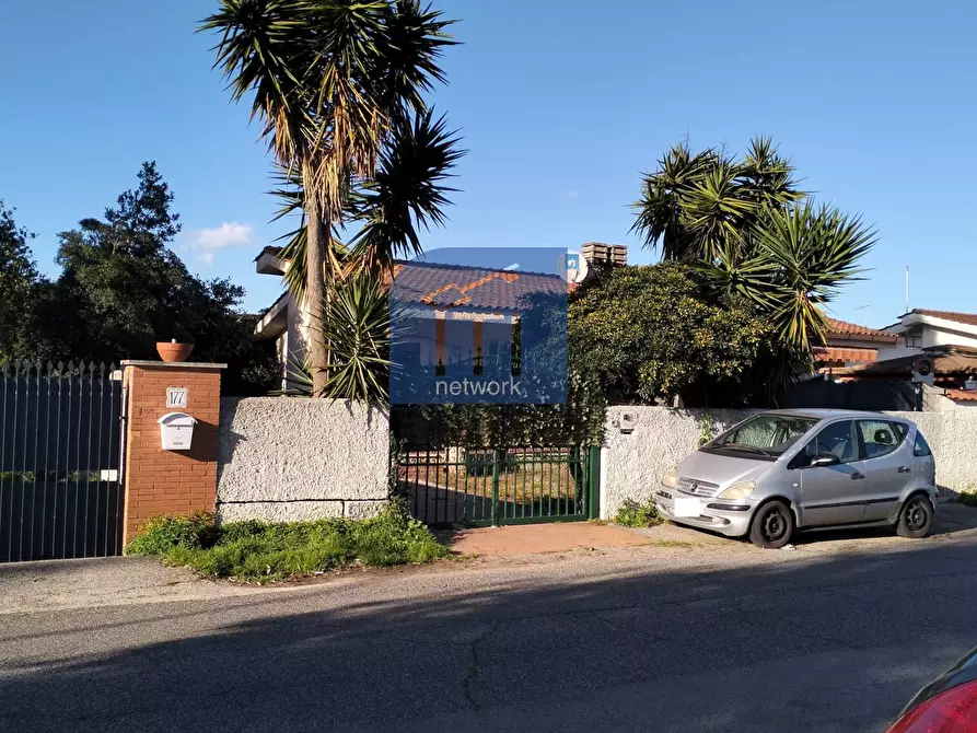 Immagine 32 di Casa semindipendente in vendita  in via di Colle Romito a Ardea