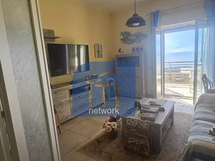 Immagine 8 di Appartamento in vendita  in l.mare delle Meduse a Pomezia