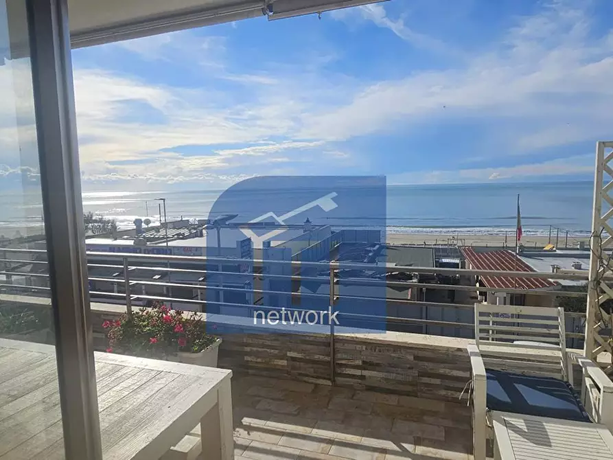 Immagine 31 di Appartamento in vendita  in l.mare delle Meduse a Pomezia