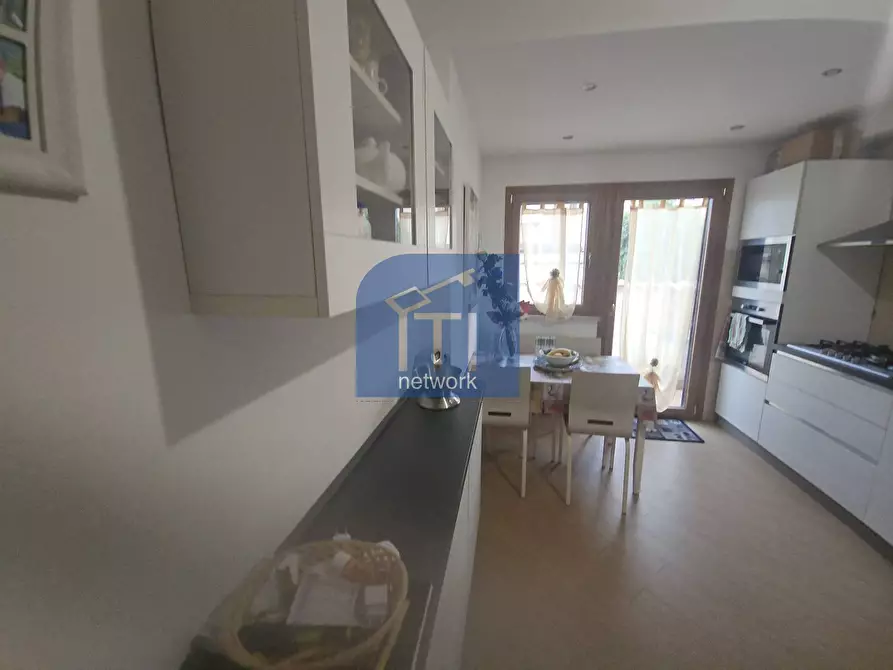 Immagine 10 di Casa semindipendente in vendita  in via gaspare gozzi a Anzio