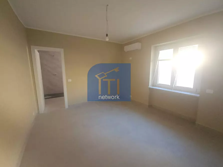 Immagine 11 di Villa in vendita  in via adda a Ardea