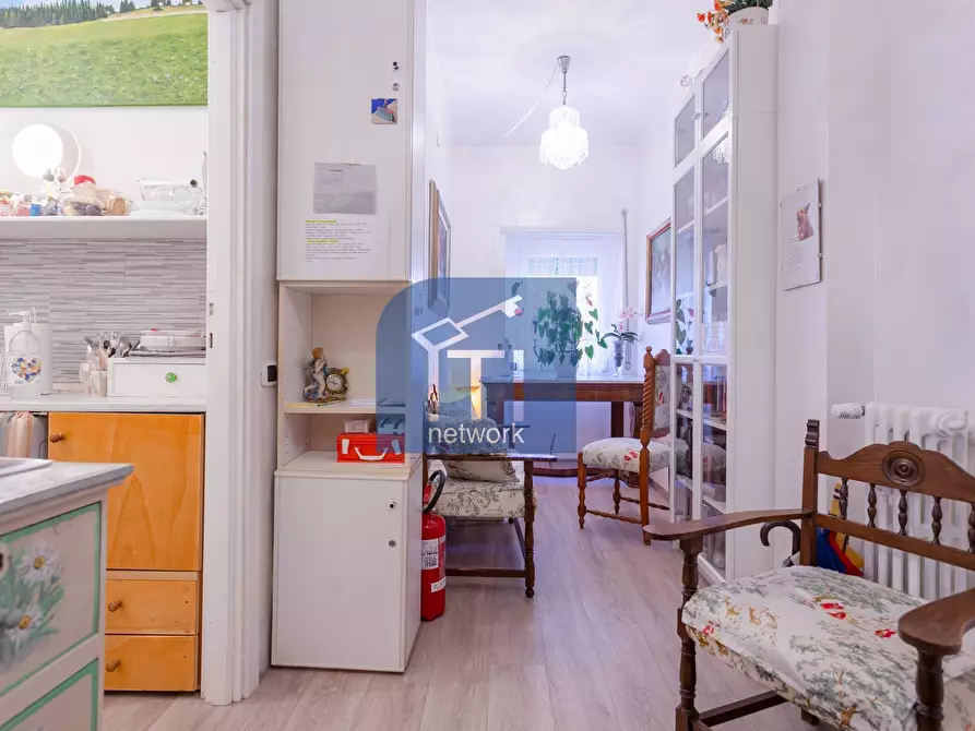 Immagine 6 di Appartamento in vendita  in via della stazione del lido 28 a Roma