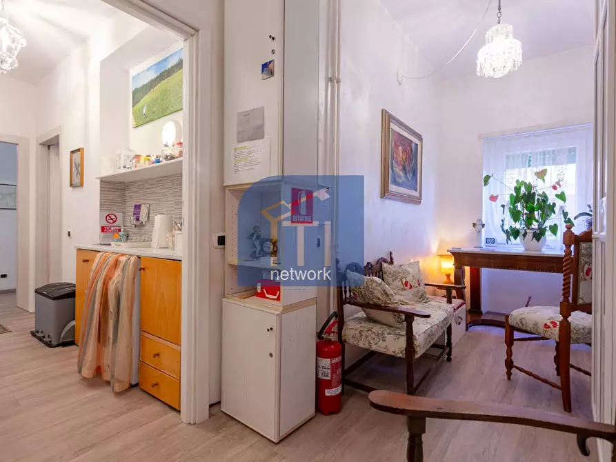 Immagine 8 di Appartamento in vendita  in via della stazione del lido 28 a Roma