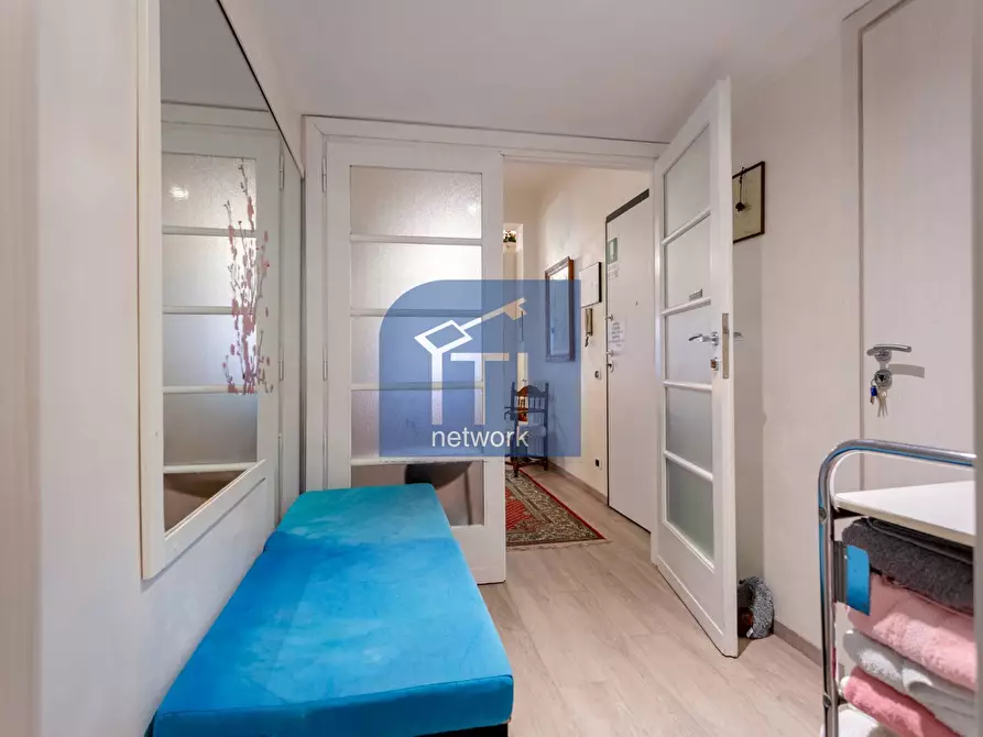 Immagine 30 di Appartamento in vendita  in via della stazione del lido 28 a Roma