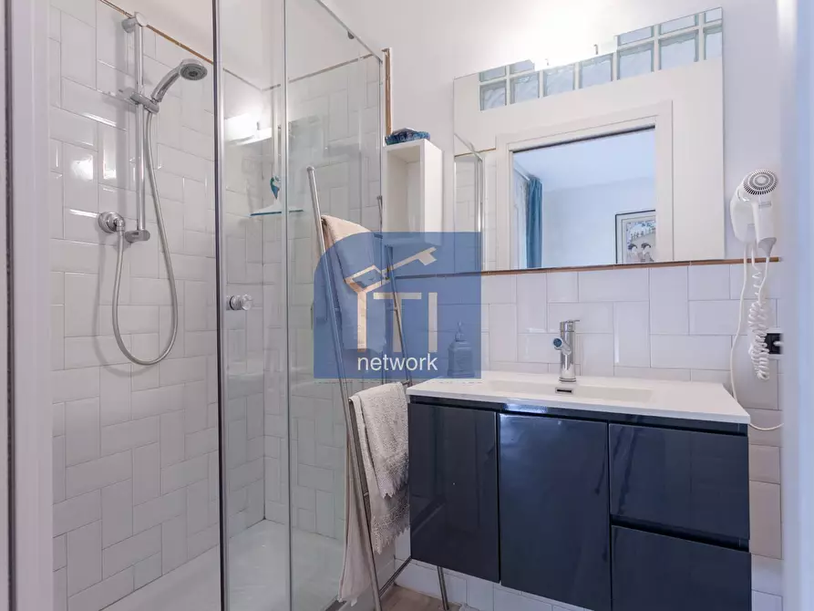 Immagine 34 di Appartamento in vendita  in via della stazione del lido 28 a Roma