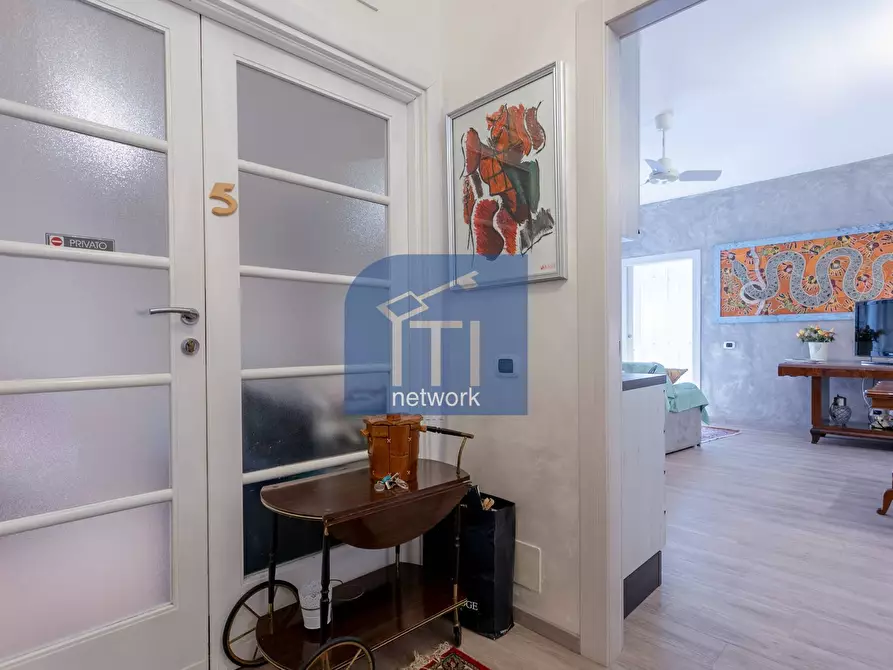 Immagine 38 di Appartamento in vendita  in via della stazione del lido 28 a Roma