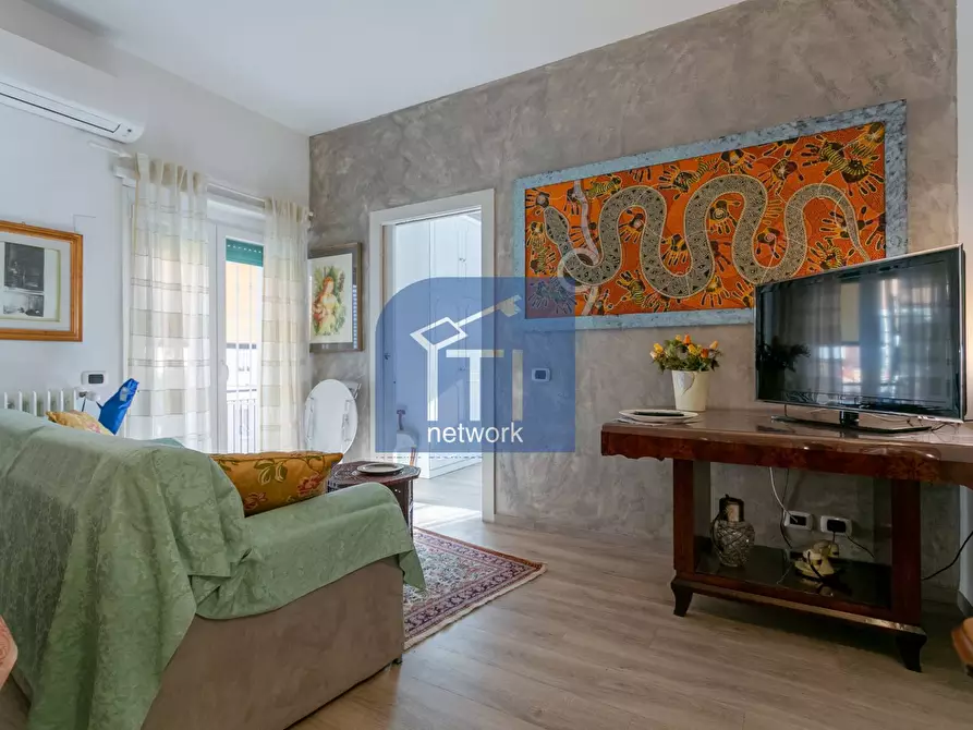 Immagine 40 di Appartamento in vendita  in via della stazione del lido 28 a Roma