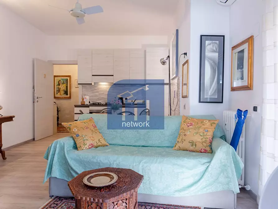 Immagine 42 di Appartamento in vendita  in via della stazione del lido 28 a Roma