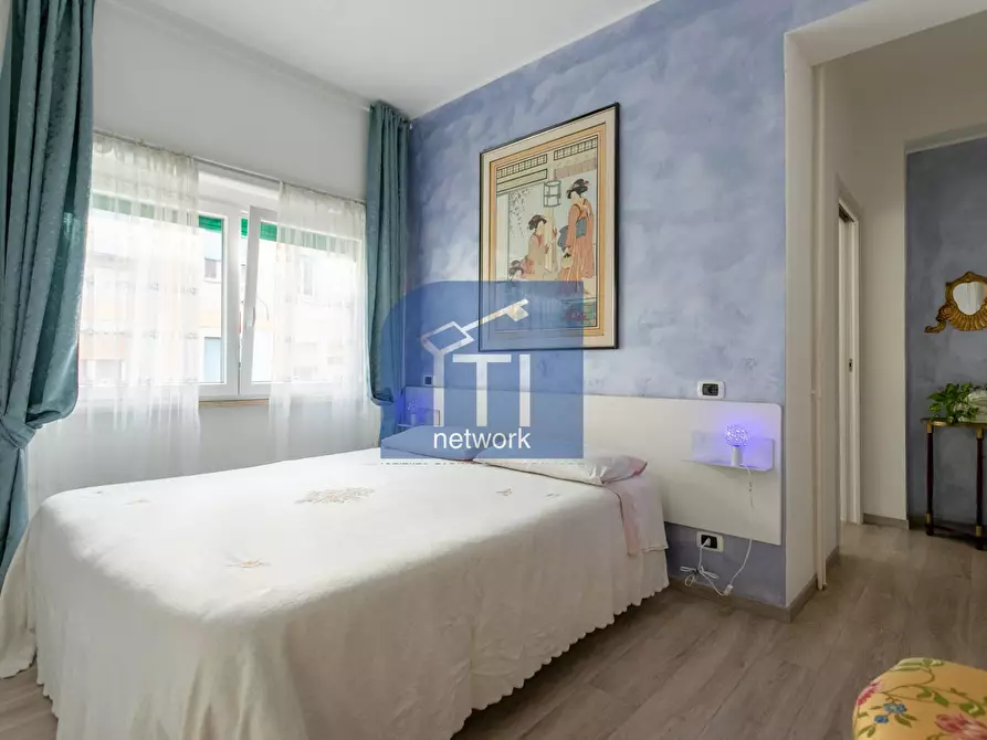 Immagine 48 di Appartamento in vendita  in via della stazione del lido 28 a Roma