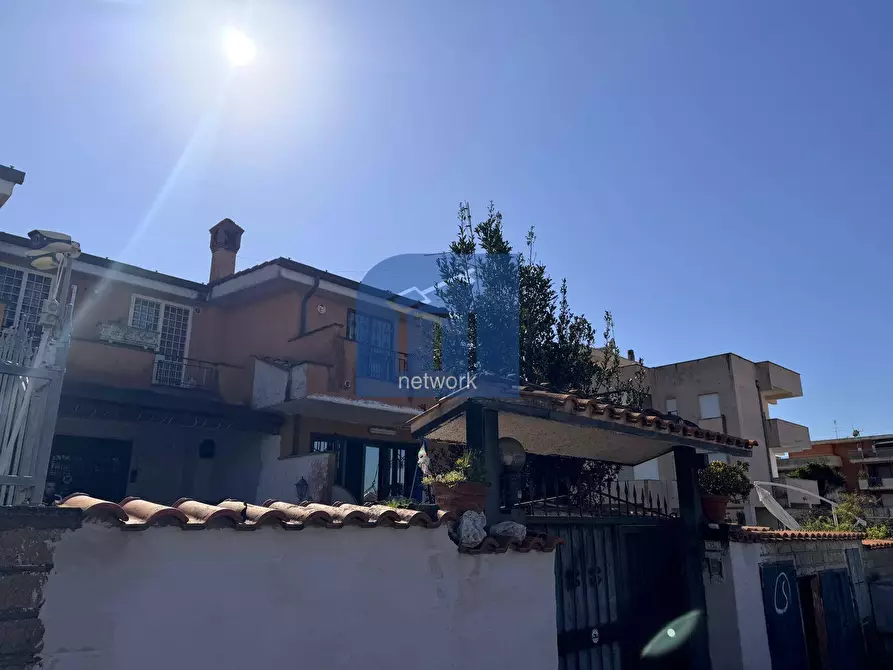 Immagine 1 di Villetta a schiera in vendita  in Via Tanaro a Ardea