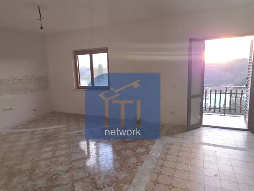 Immagine 5 di Appartamento in vendita  in via Reginaldo Caffarelli a Sutri