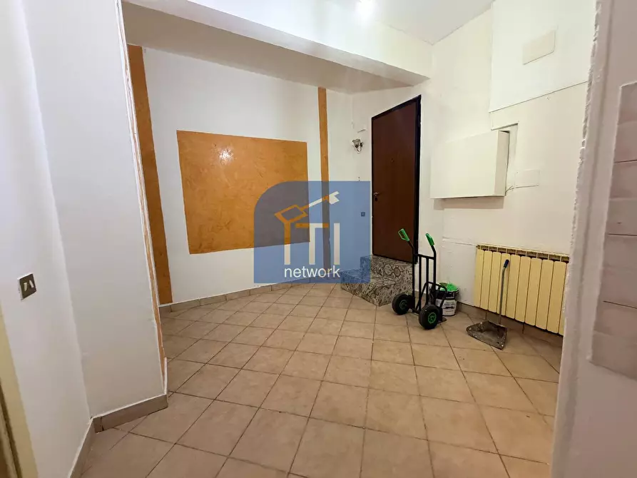 Immagine 5 di Appartamento in vendita  in Via Mario Ruta a Roma