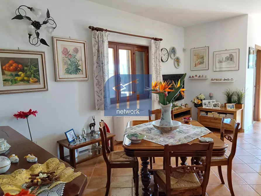 Immagine 10 di Villa in vendita  in VIA ASSISI a Pomezia