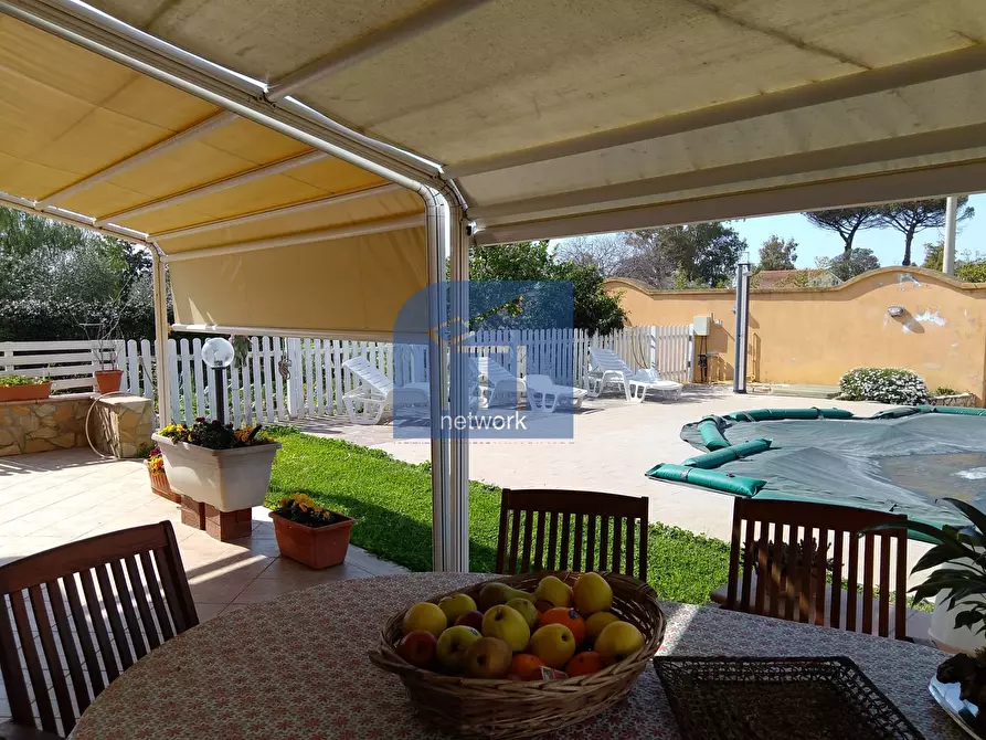 Immagine 38 di Villa in vendita  in VIA ASSISI a Pomezia