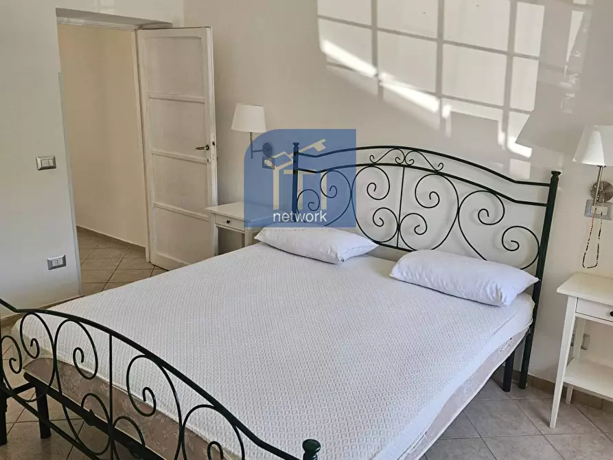 Immagine 18 di Villa in vendita  in VIALE SPAGNA a Pomezia