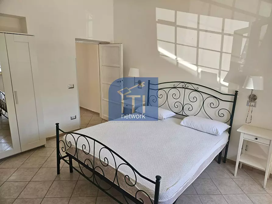 Immagine 19 di Villa in vendita  in VIALE SPAGNA a Pomezia