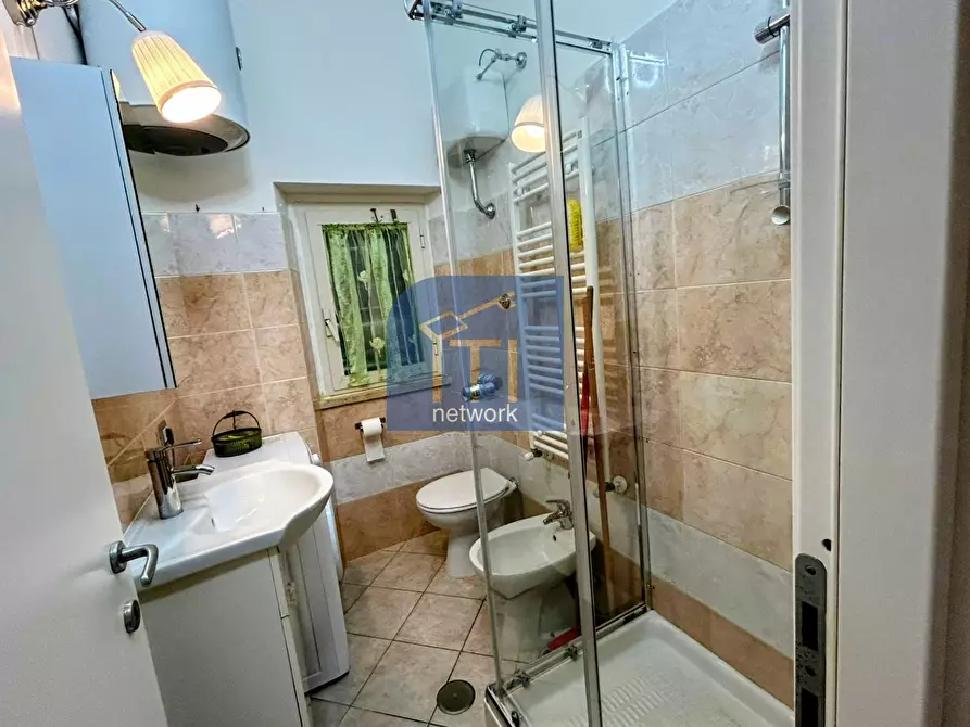 Immagine 35 di Villa in vendita  in VIALE SPAGNA a Pomezia