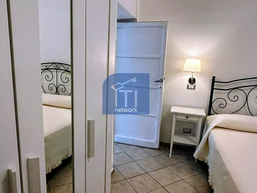 Immagine 34 di Villa in vendita  in VIALE SPAGNA a Pomezia