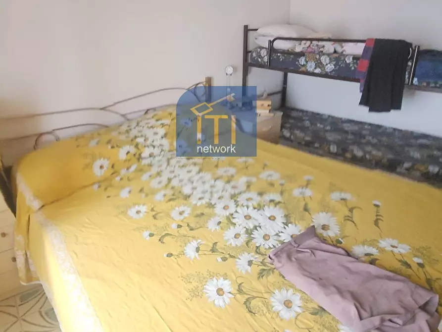 Immagine 11 di Villetta a schiera in vendita  in Via dell' Orione a Pomezia